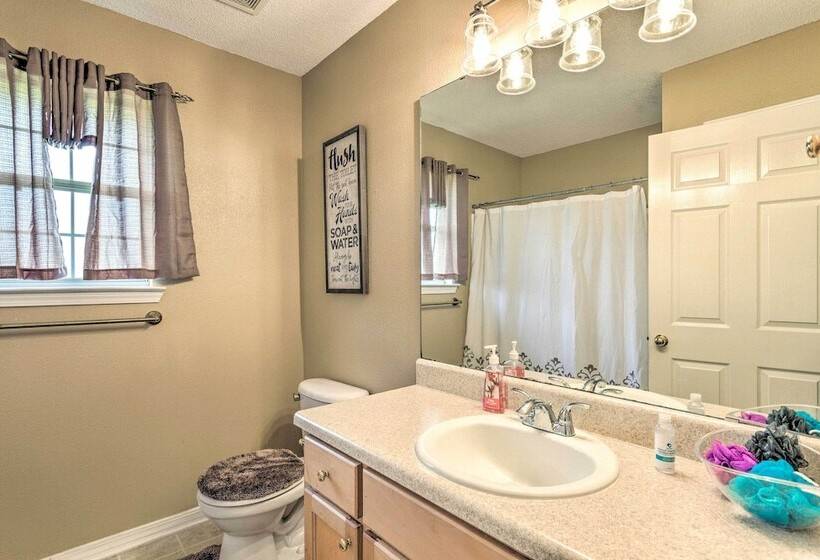 Waterfront Pensacola Home W/ Florida Room!