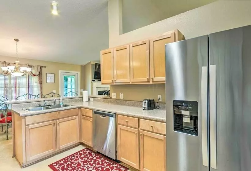 Waterfront Pensacola Home W/ Florida Room!