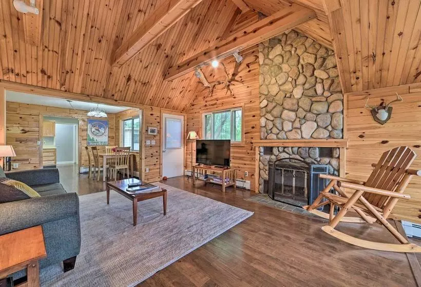 7 Mi To Nubs Nob: Lakefront Abode W/ Fire Pit!