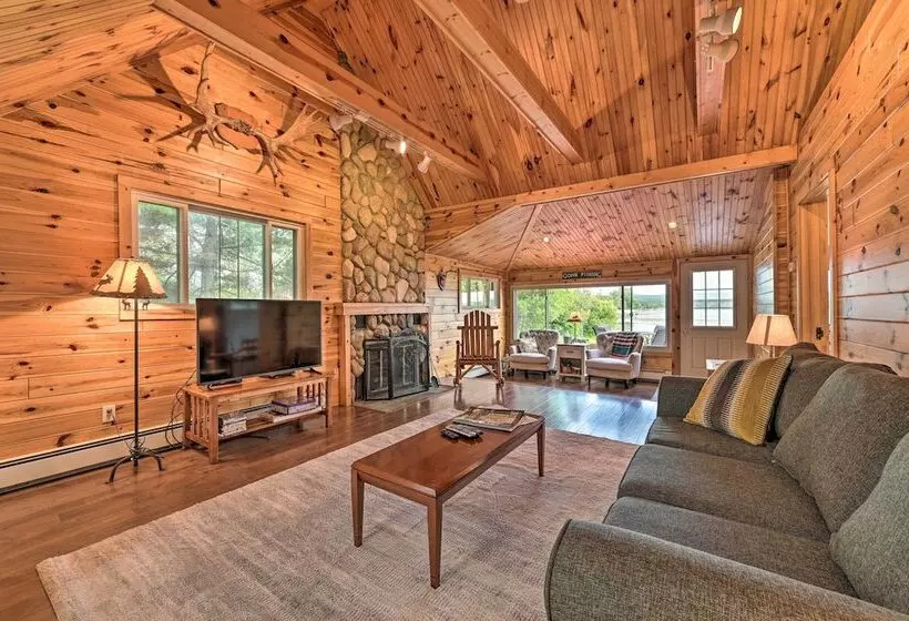 7 Mi To Nubs Nob: Lakefront Abode W/ Fire Pit!