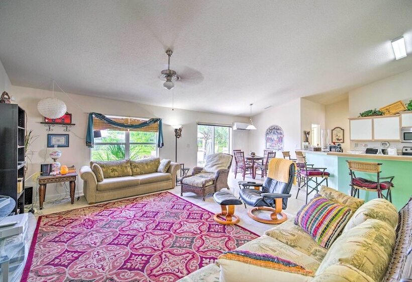 Banzai Palm Bay Home Near Parks & Beaches!