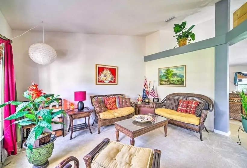 Banzai Palm Bay  Home Near Parks & Beaches!