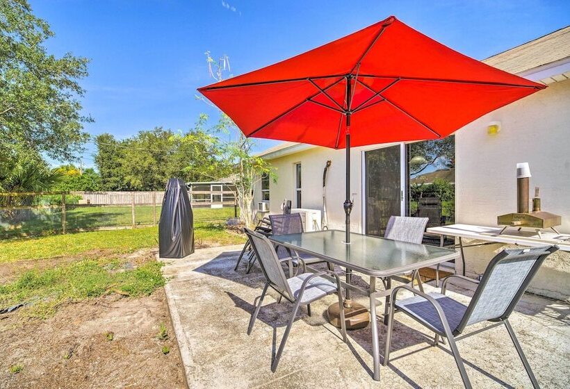 Banzai Palm Bay Home Near Parks & Beaches!