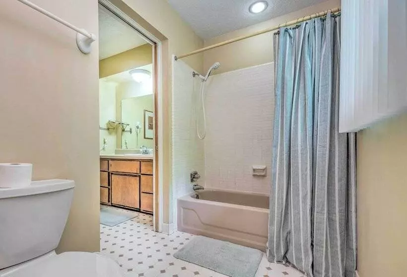 Barren River Lake Home W/ Boat Dock + Grill!