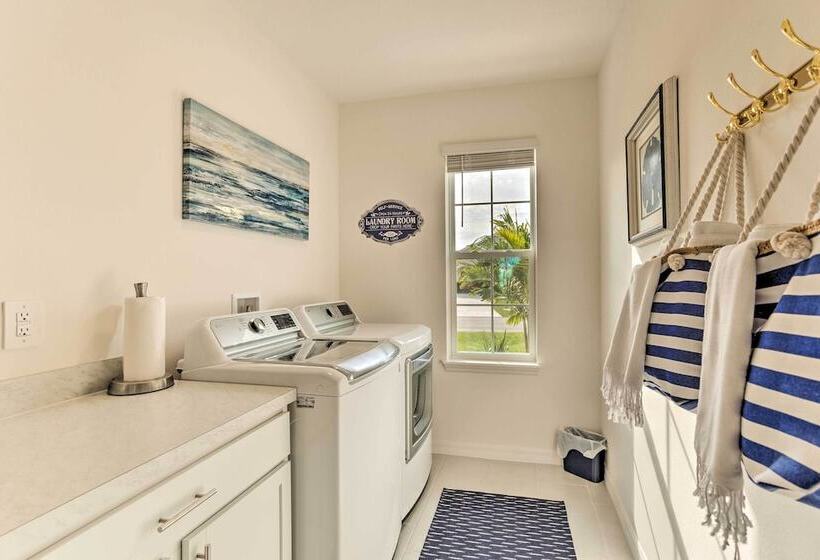 Beautiful Port St Lucie Home W/ Hot Tub!