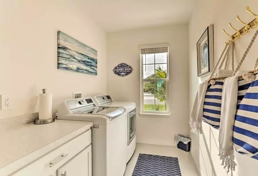 Beautiful Port St Lucie Home W/ Hot Tub!