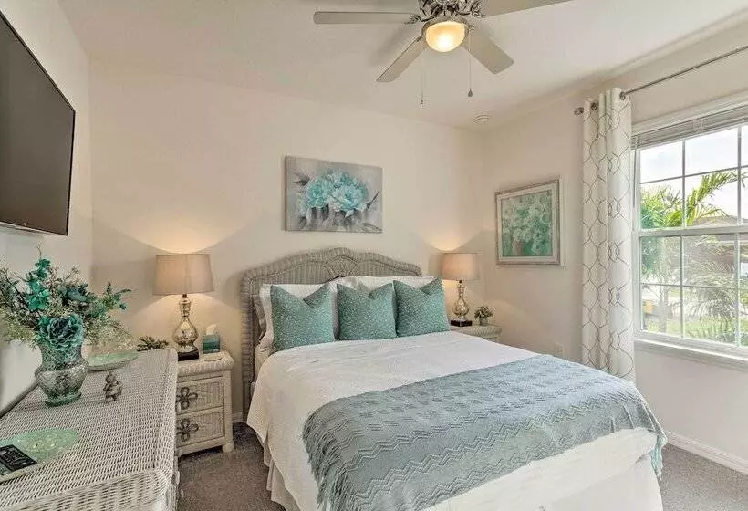 Beautiful Port St Lucie Home W/ Hot Tub!