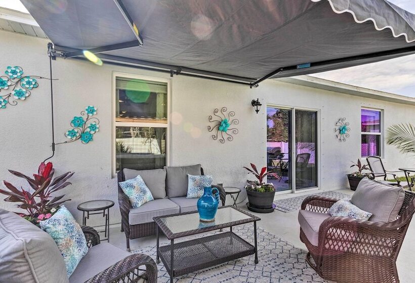 Beautiful Port St Lucie Home W/ Hot Tub!