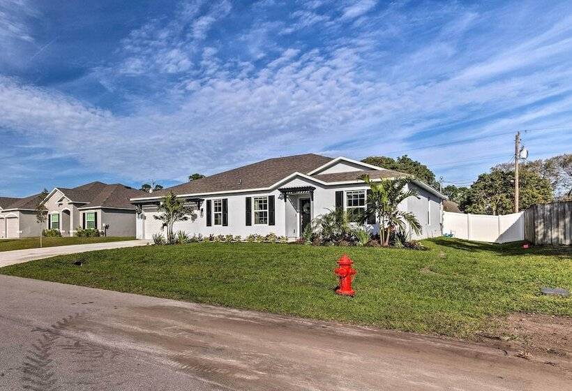 Beautiful Port St Lucie Home W/ Hot Tub!