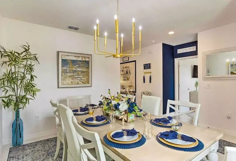 Beautiful Port St Lucie Home W/ Hot Tub!