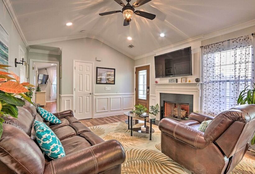 Bluffton Getaway W/ Fenced Yard: 7 Mi To Beach!