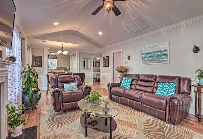 Bluffton Getaway W/ Fenced Yard: 7 Mi To Beach!