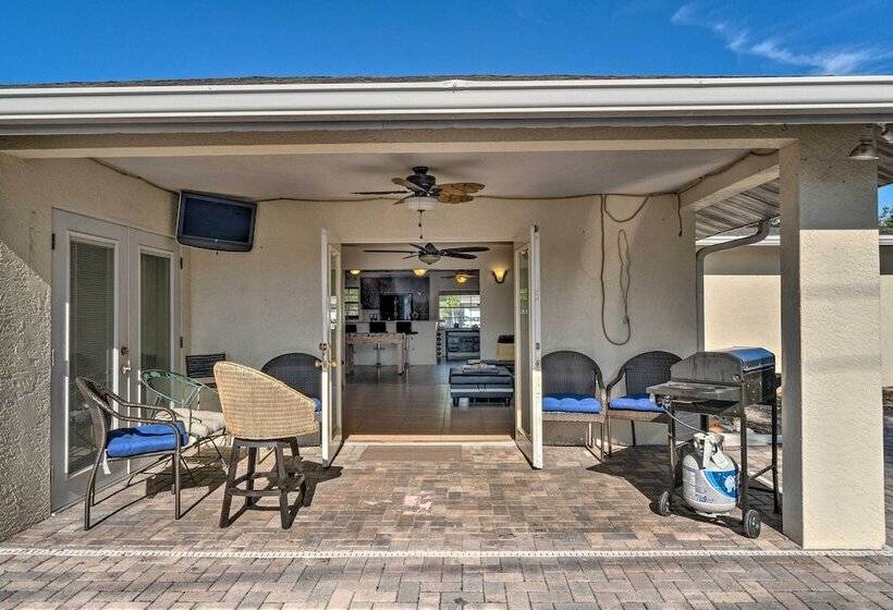 Bright Bradenton Home W/ Games: 6 Mi To Beach