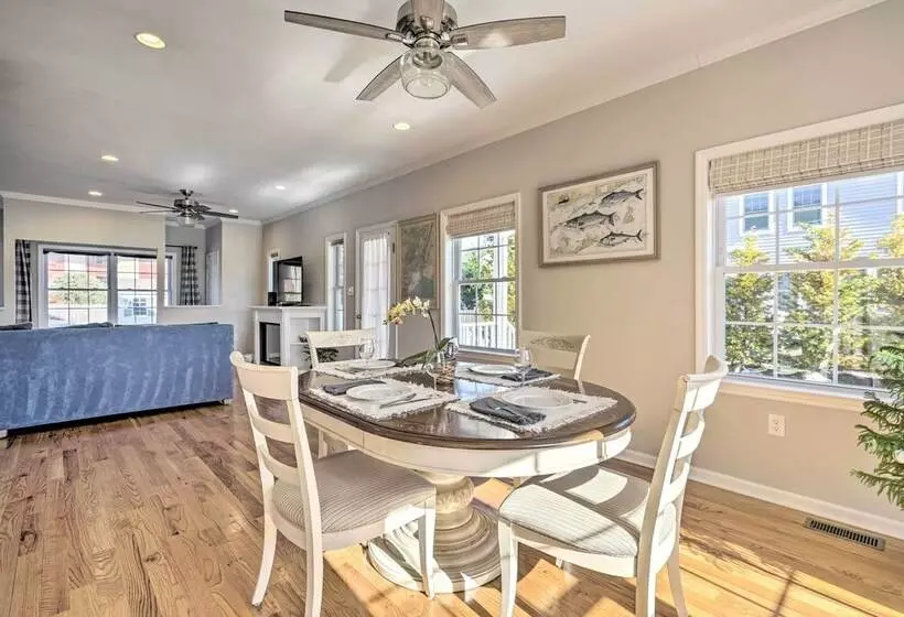 Charming Spring Lake Retreat, 1 Mi To Beach!