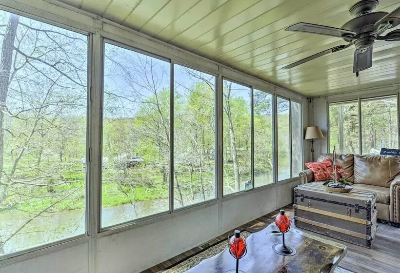 Cozy Cabin With Sunroom & Cacapon River Access!