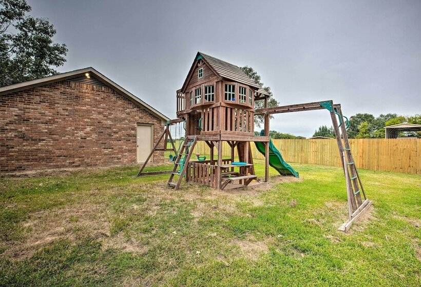 Cozy Family Home W/ Fire Pit, 4 Mi To Lake Fork