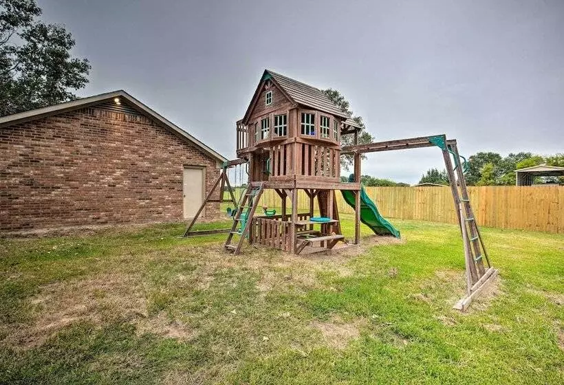 Cozy Family Home W/ Fire Pit, 4 Mi To Lake Fork