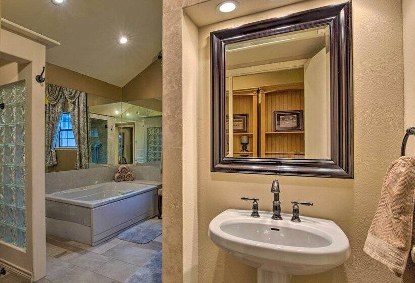 Cozy Family Home W/ Fire Pit, 4 Mi To Lake Fork