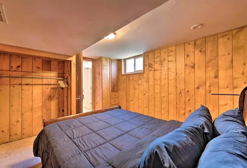 Cozy Salt Lake City Home: Hike, Ski & Explore!
