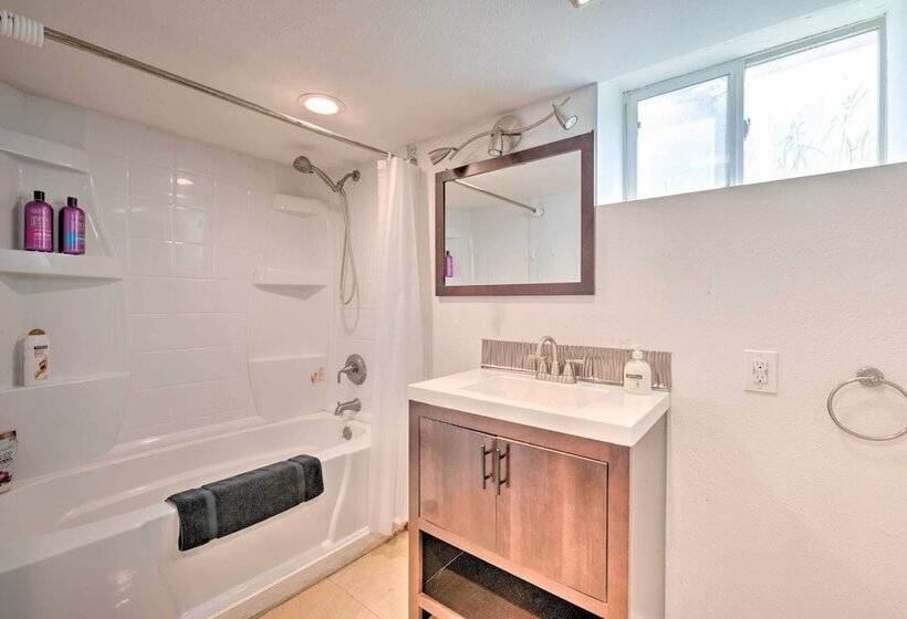 Cozy Salt Lake City Home: Hike, Ski & Explore!