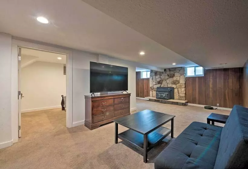 Cozy Salt Lake City Home: Hike, Ski & Explore!