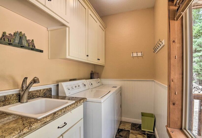 Duck Creek Village Chalet W/ Fire Pit & Decks