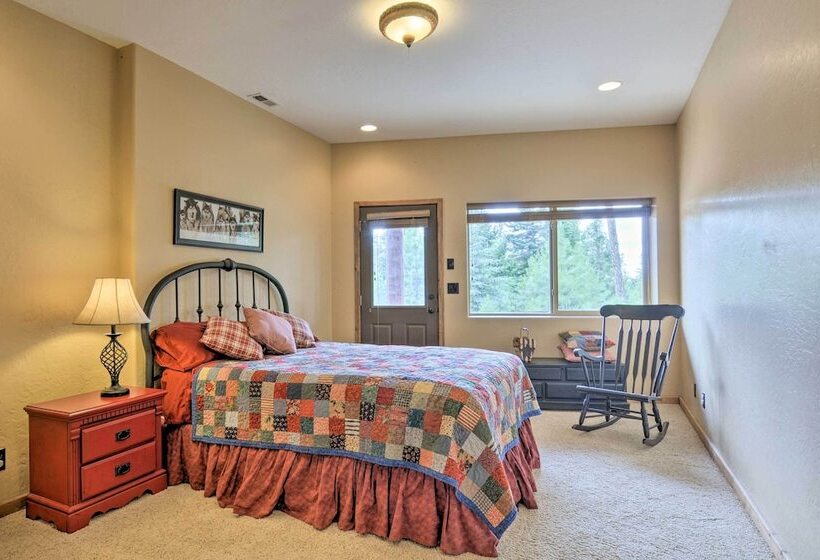 Duck Creek Village Chalet W/ Fire Pit & Decks