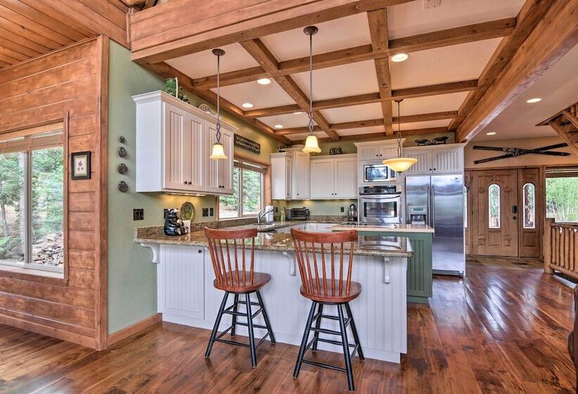 Duck Creek Village Chalet W/ Fire Pit & Decks