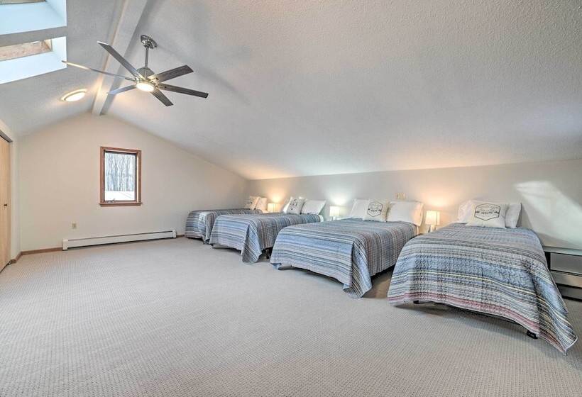 Harbor Springs Home: 1 Mi To Nubs Nob Ski Resort