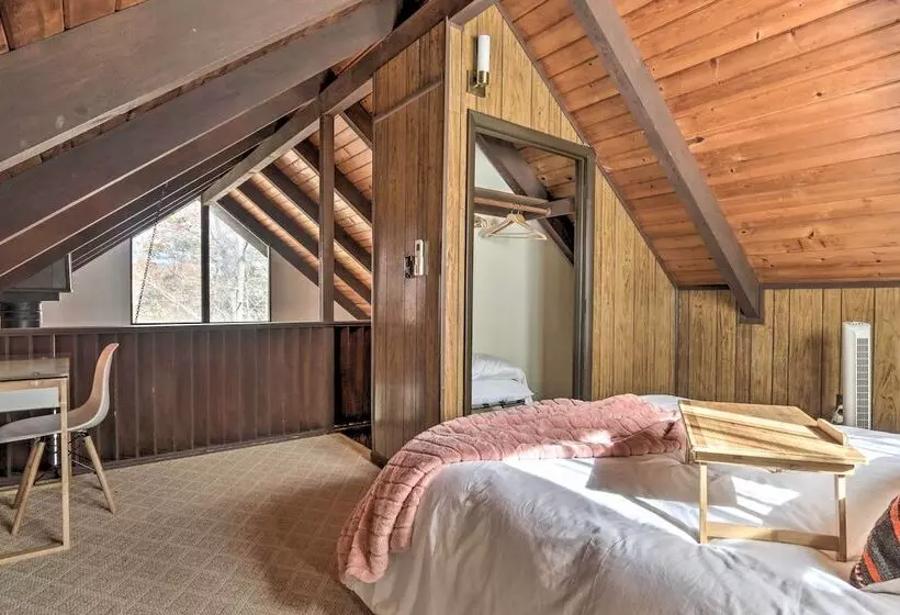 Fireside Lodge: A Frame In Bryce Resort W/ Decks