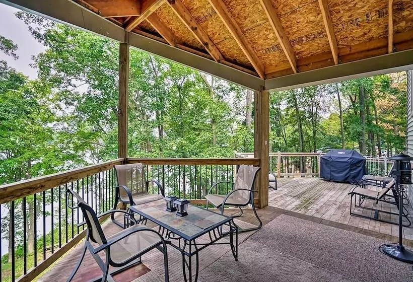 Grand Rapids Area Lakefront House W/ Dock