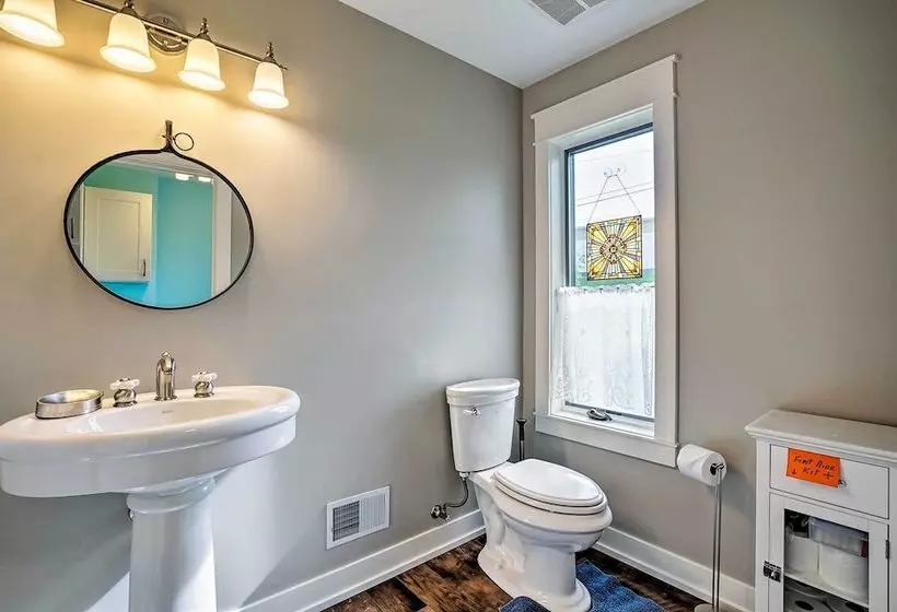 Grand Rapids Area Lakefront House W/ Dock