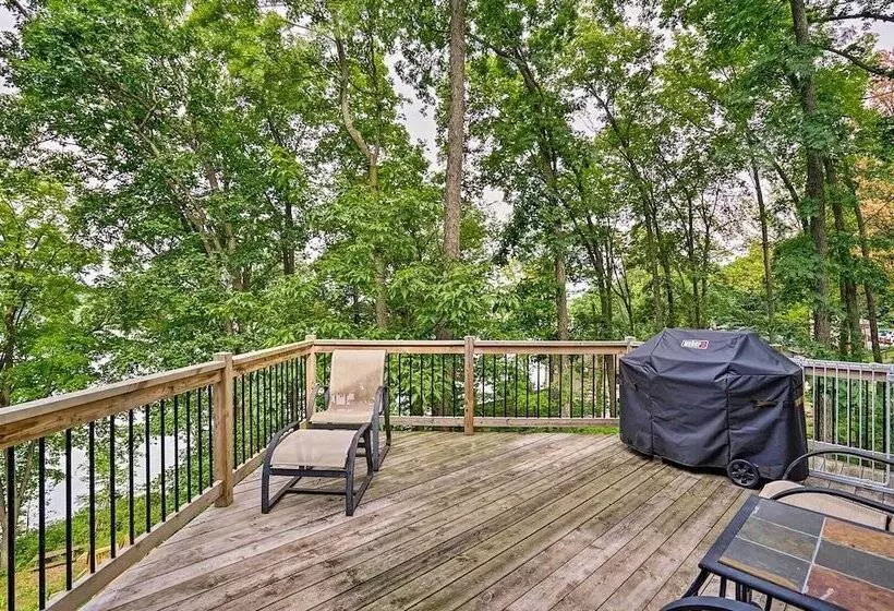 Grand Rapids Area Lakefront House W/ Dock