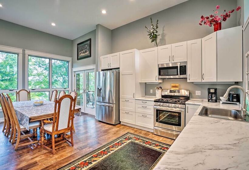 Grand Rapids Area Lakefront House W/ Dock