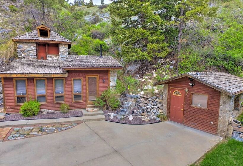 Historic Helena Retreat   Near Dtwn & Mt Helena!