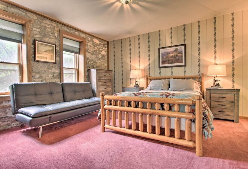 Historic Helena Retreat   Near Dtwn & Mt Helena!