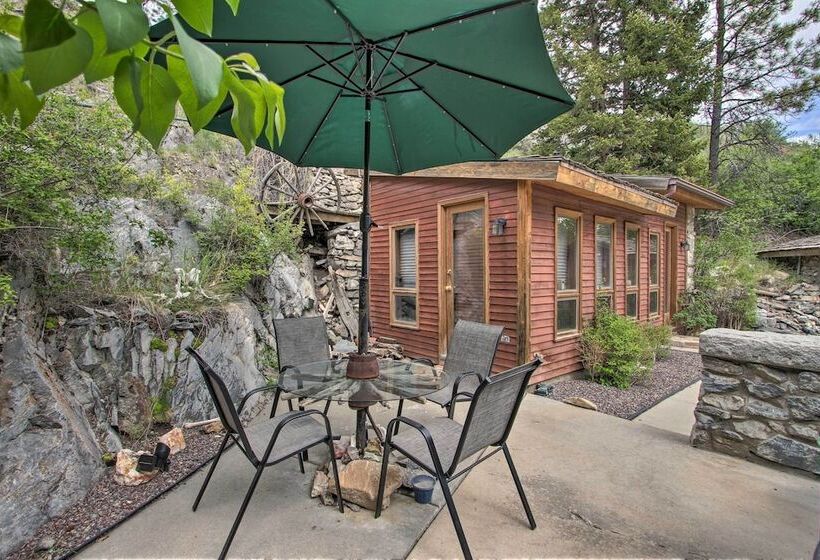 Historic Helena Retreat   Near Dtwn & Mt Helena!
