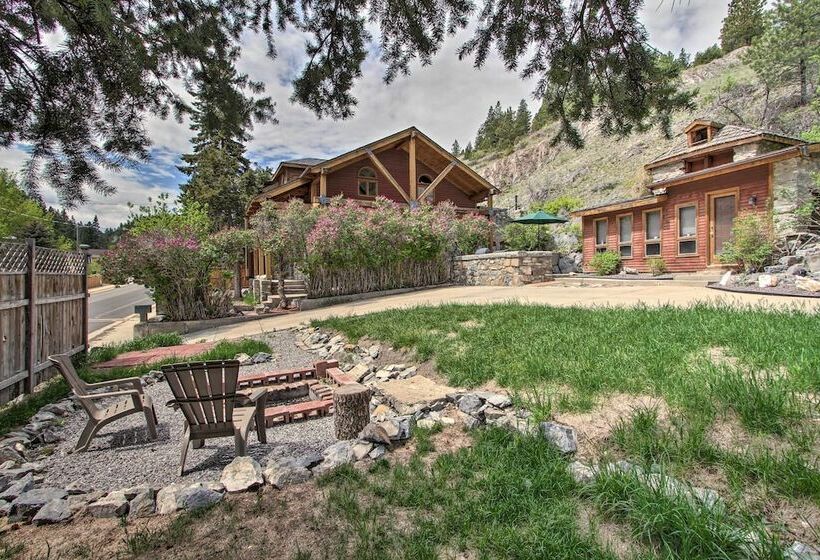 Historic Helena Retreat   Near Dtwn & Mt Helena!