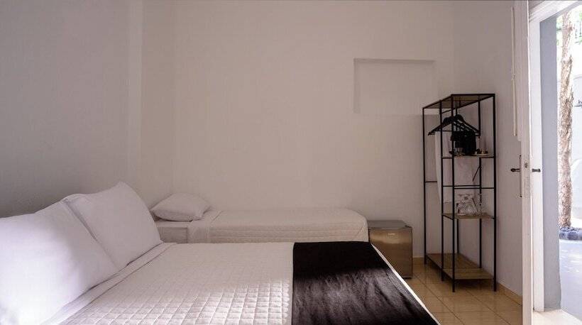 Hôtel Tataki Family