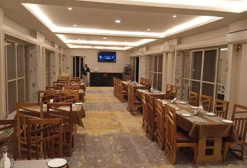 ホテル La Nicholas Dei Da Kine Resort
