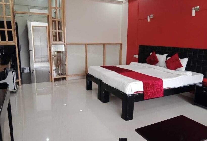 هتل La Nicholas Dei Da Kine Resort