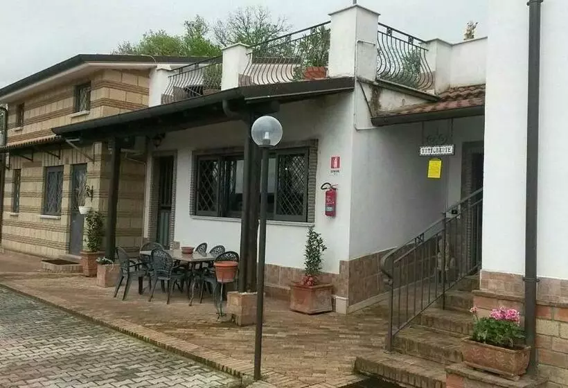 هتل روستایی Agriturismo Borgonuovo Sant Agata