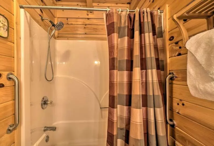 Inviting Sevierville Cabin W/ Deck & Hot Tub!