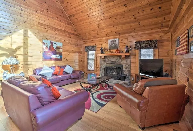 Inviting Sevierville Cabin W/ Deck & Hot Tub!