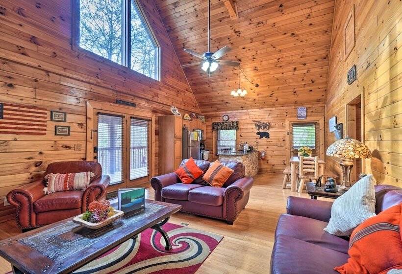 Inviting Sevierville Cabin W/ Deck & Hot Tub!