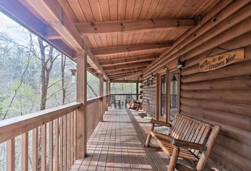 Inviting Sevierville Cabin W/ Deck & Hot Tub!