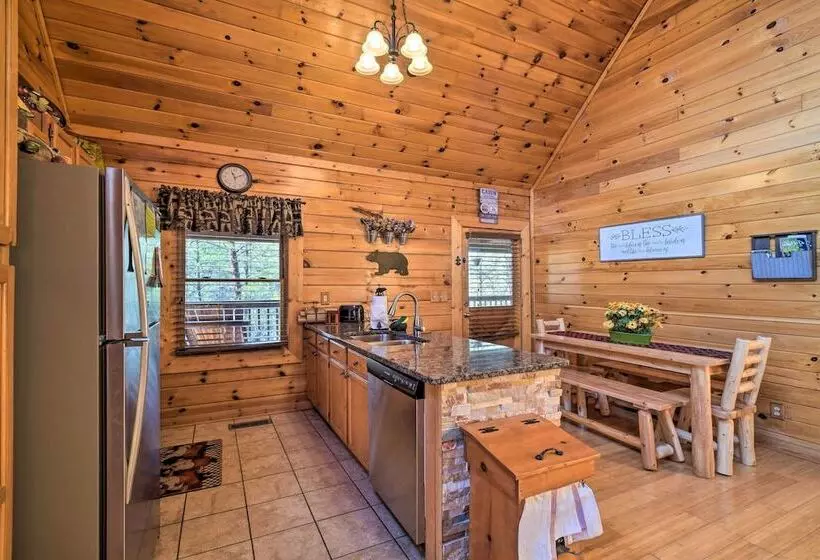 Inviting Sevierville Cabin W/ Deck & Hot Tub!