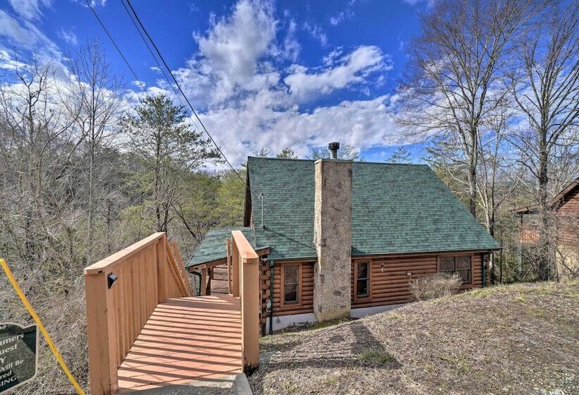 Inviting Sevierville Cabin W/ Deck & Hot Tub!