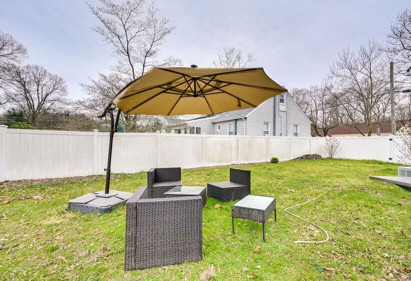 Lovely Ocean Gate Home < 1 Mi To Beach!