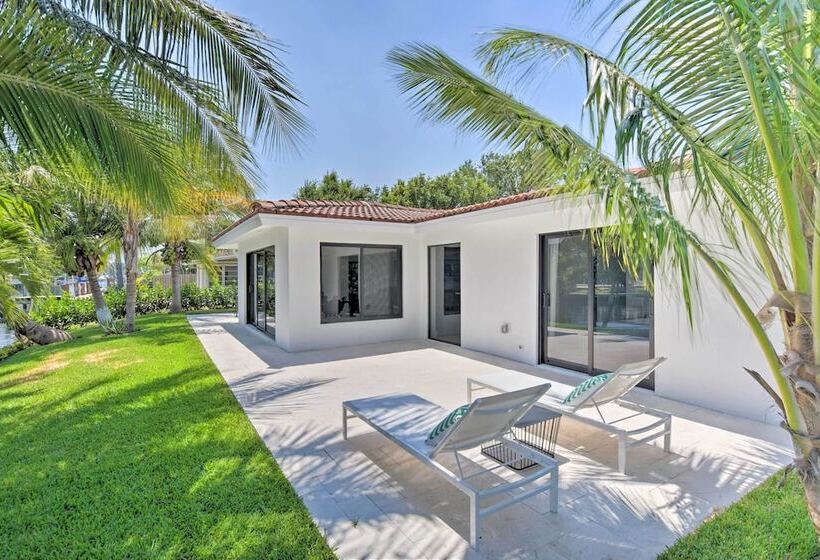 Luxe Wilton Manors Home W/ Private Boat Dock